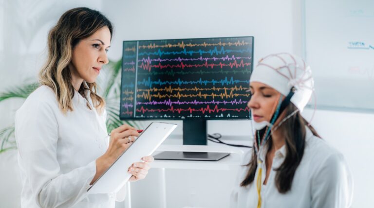 Neurolog Łódź – profesjonalna opieka neurologiczna Querqus